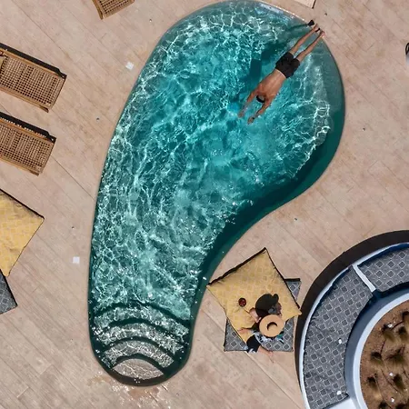 Villa Exclusive Alyko Beach Front Pool And Jacuzzi Naxos City